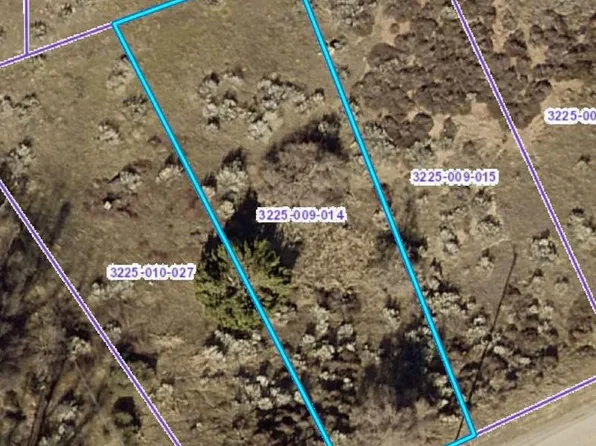 Elmtree Dr, Lake Elizabeth, CA 93532