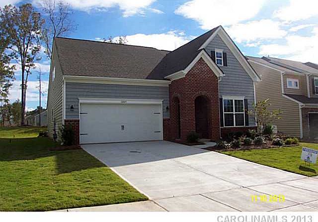 1st image of 1009 Wainscott Dr