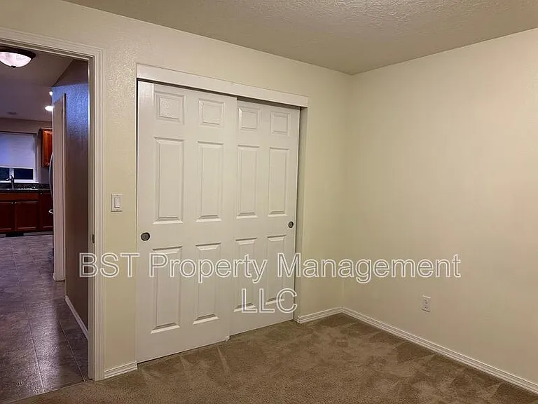 6913 Owl Dr SE — Photo 11