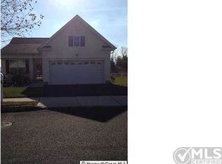 94 Prusakowski Blvd, Parlin, NJ 08859