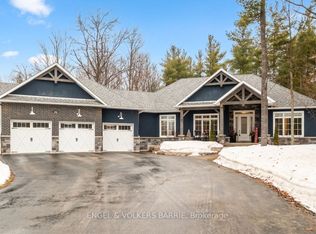77 Mennill Dr, Springwater, ON L9X 0J2
