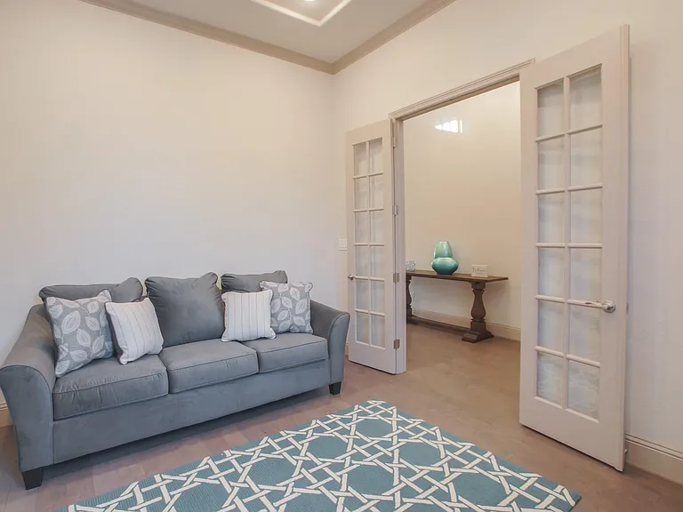 47 N Lochwood Way — Photo 8