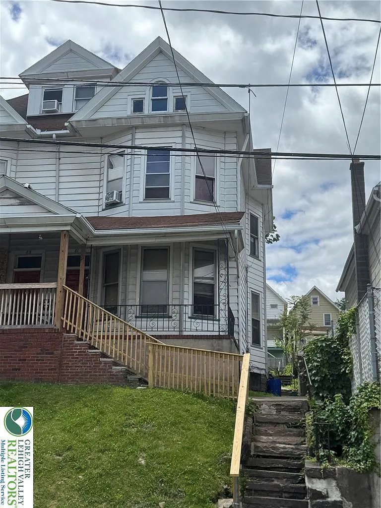 1 bed, 631 sqft, $950 — Photo 1
