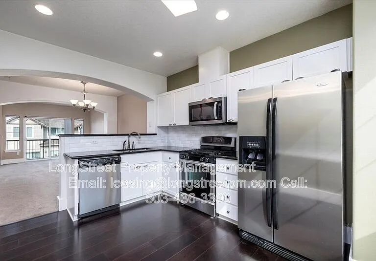 720 NW 118th Ave #103 — Photo 13