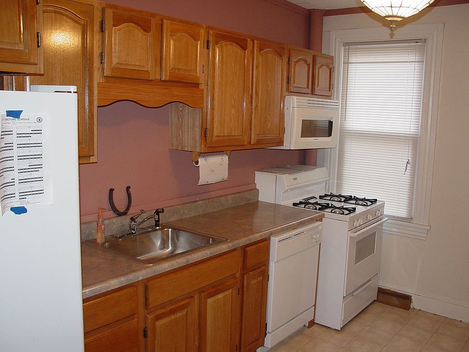 Newly renovated Kitchen - 1st Floor