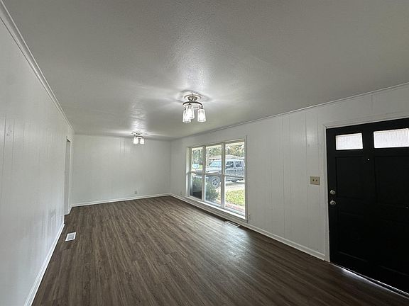 2nd image of 13 Stanford Dr