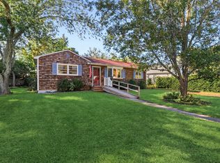 37 Parkway Dr, Sag Harbor, NY 11963