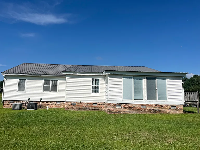 937 Red Fox Rd — Photo 4