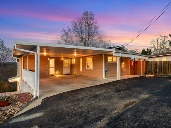 72 Sunflower Ln, Mountain Home, AR 72653