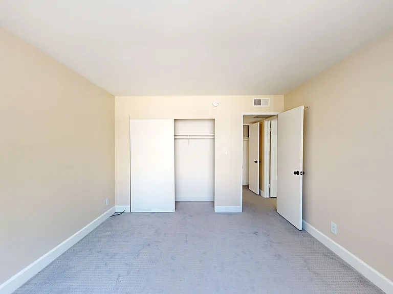 277 Pleasant St #217 — Photo 12