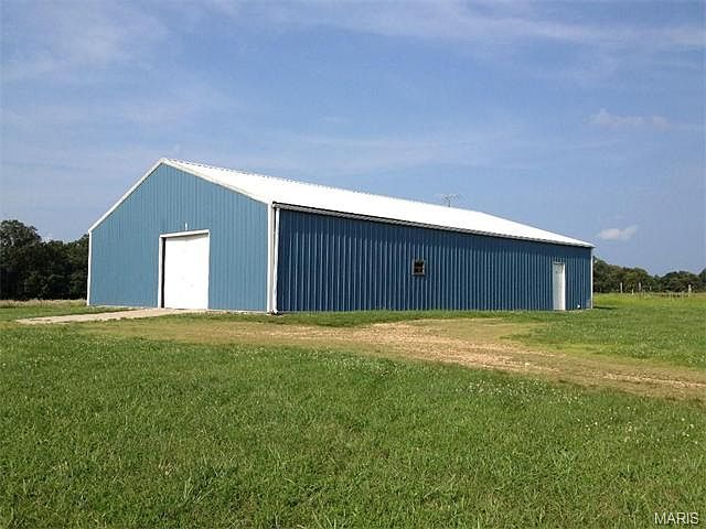 1st image of 1143 Highway Y