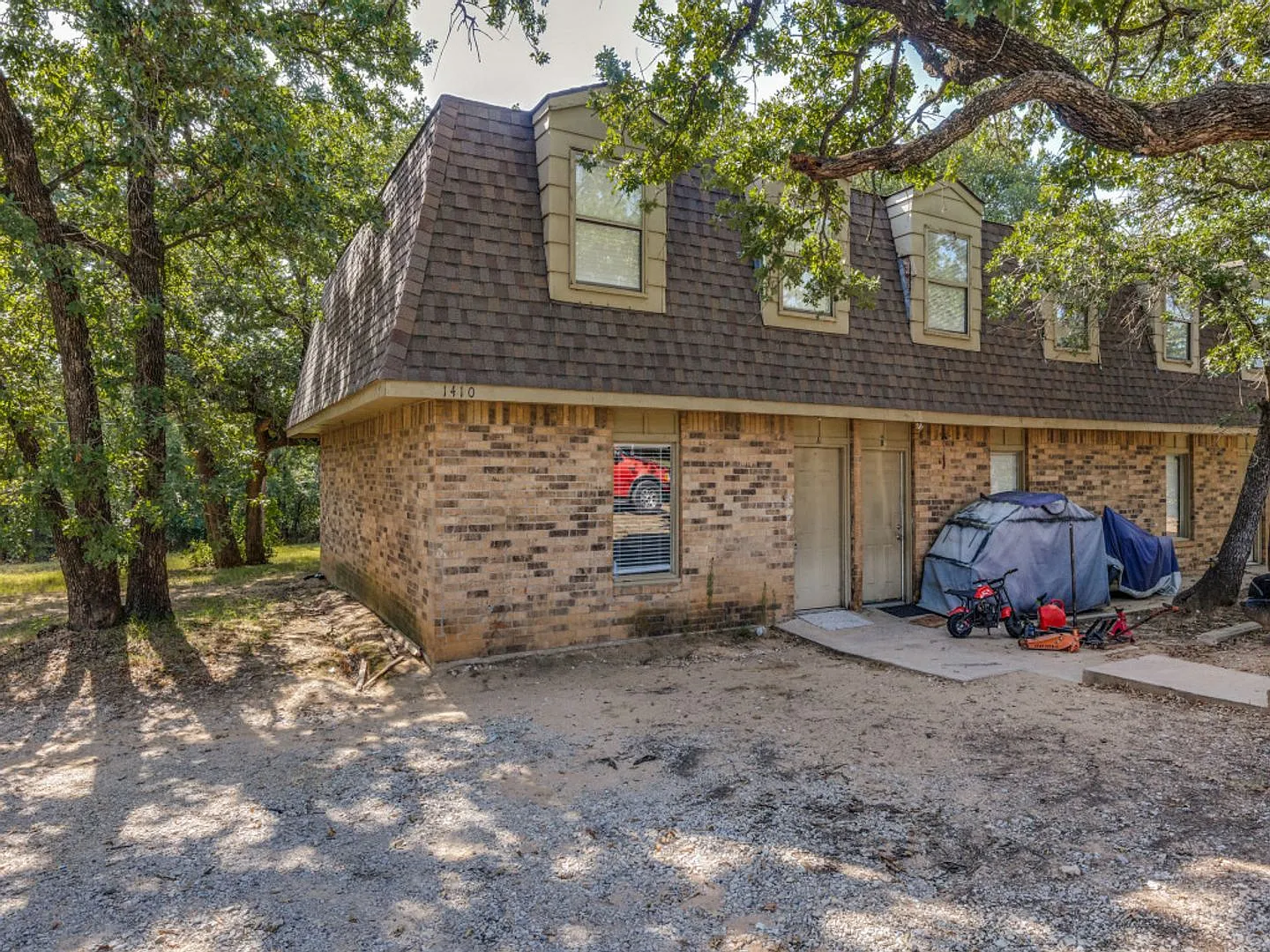 1410 Arvel Circle — Photo 2