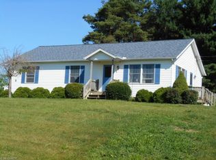 5045 Church St, Conneaut, OH 44030