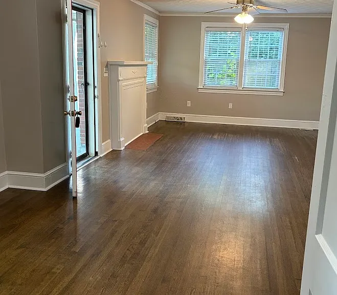 37 Holmes Dr — Photo 6