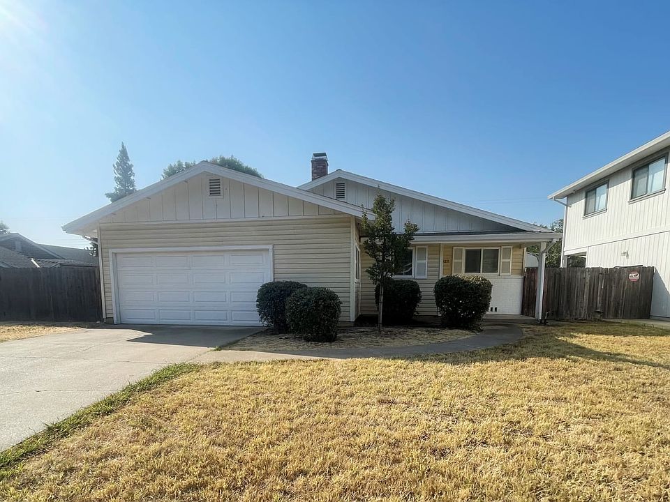 1st image of 8920 Rosewood Dr