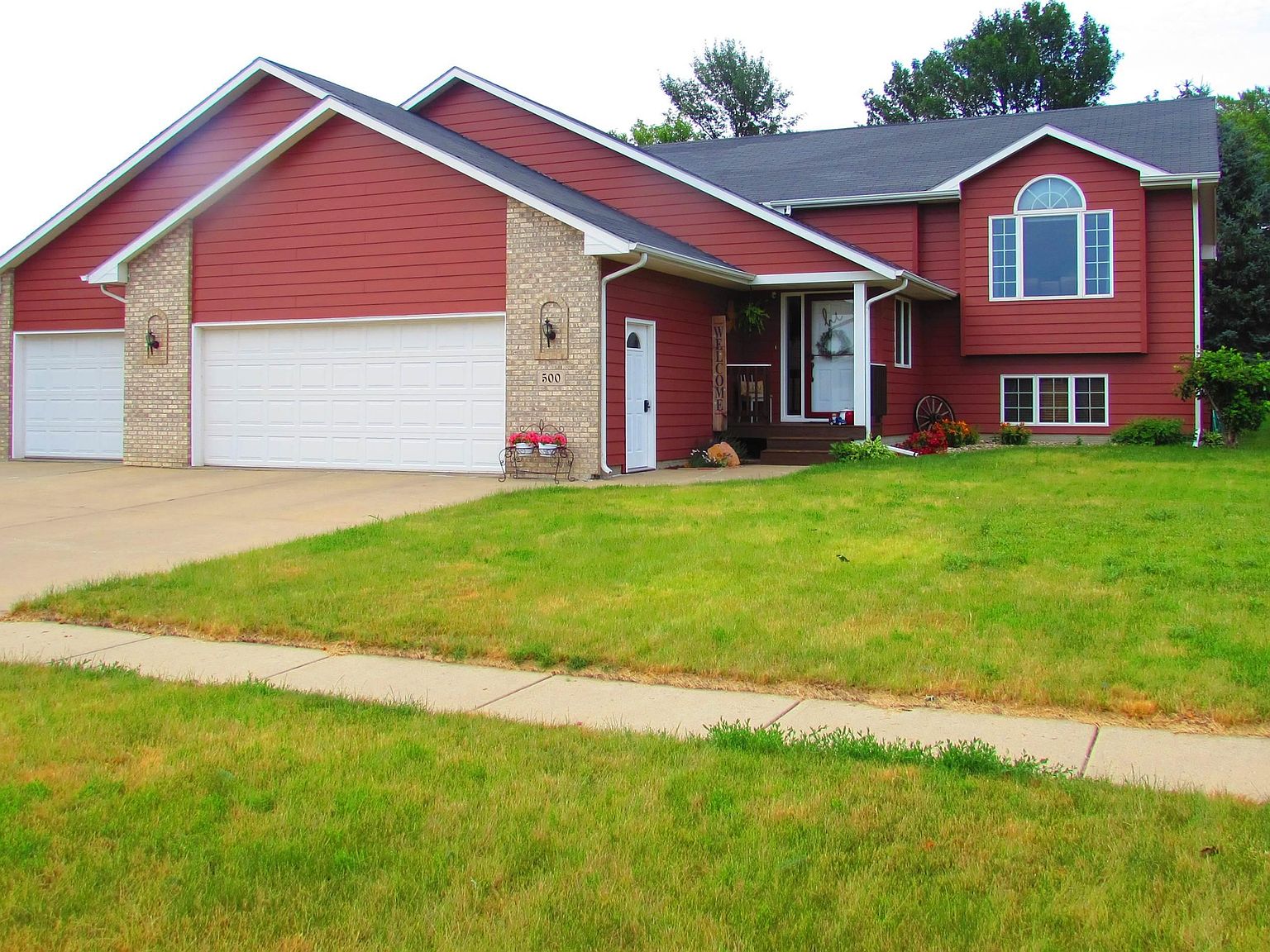 500 Northfield St, Garretson, SD 57030 Zillow
