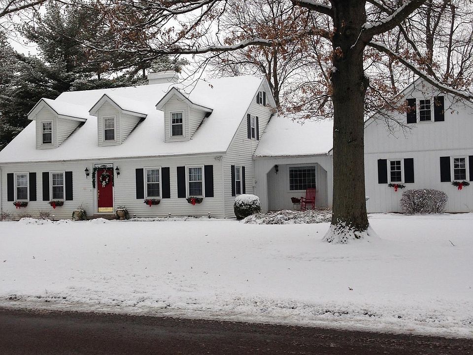 1st image of 911 N Finnlandia Ct
