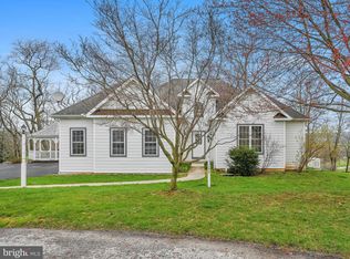 188 N Christiana Ave, Gap, PA 17527