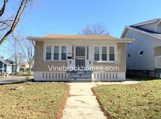 2476 N 57th St, Milwaukee, WI 53210