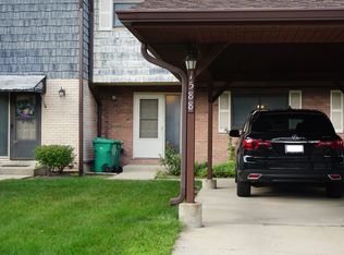 1588 Blackhawk Trl, Wheeling, IL