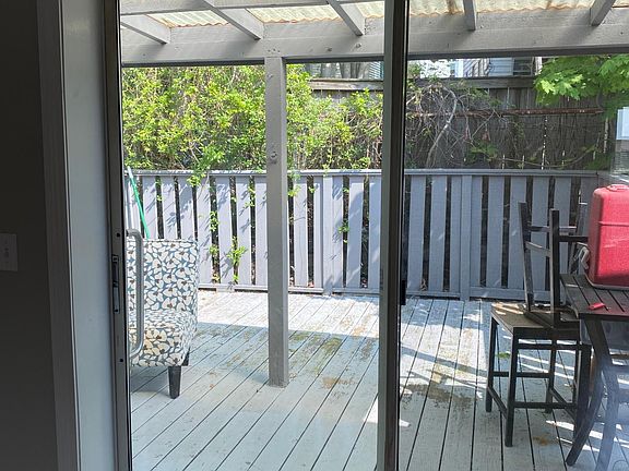 4th image of 30 Chestnut St APT 2