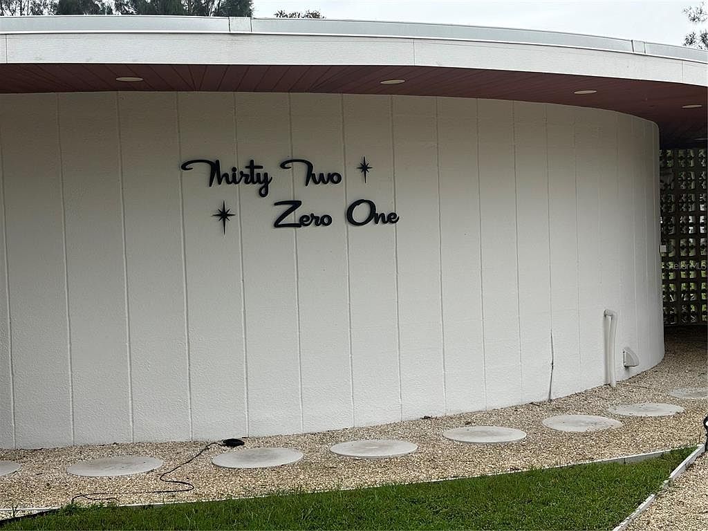 www.zillow.com