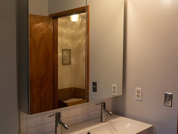 2nd image of 11218 SE Home Ave