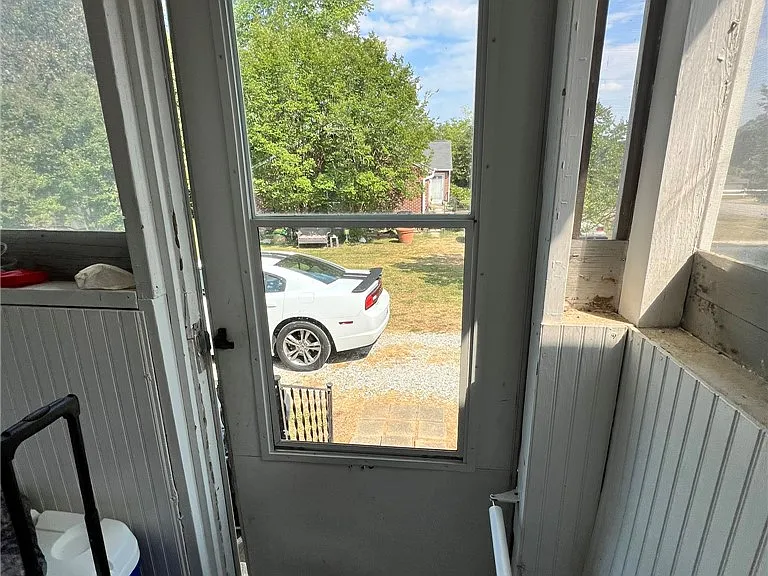101 Clinton Dr #B — Photo 18