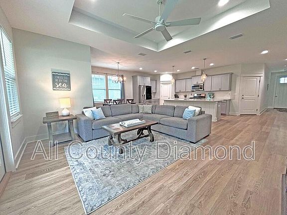 5th image of 446 Foxtail Way