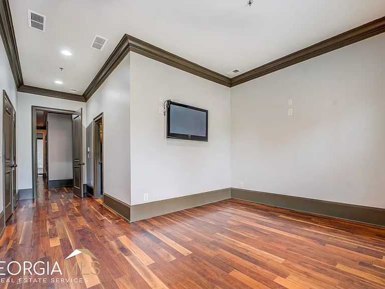 4173 Raphael St SW — Photo 20
