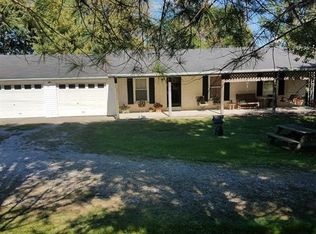 1849 Calvary Ridge Rd, Yosemite, KY 42566