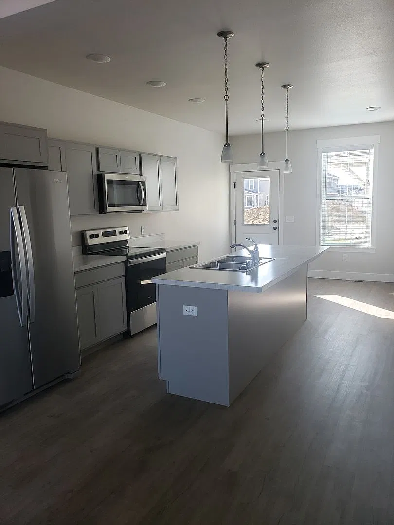 6102 Elysian Rd — Photo 1