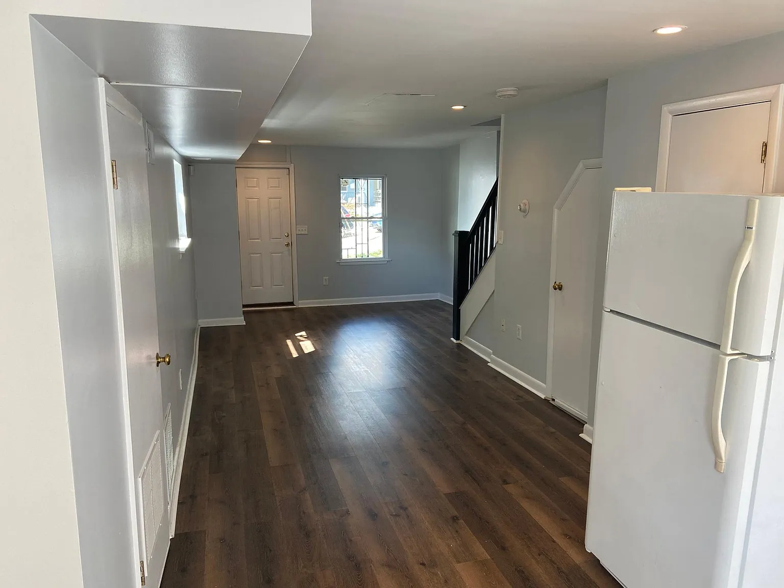 2 bed, 1.5 bath, 790 sqft, $2,100 — Photo 3