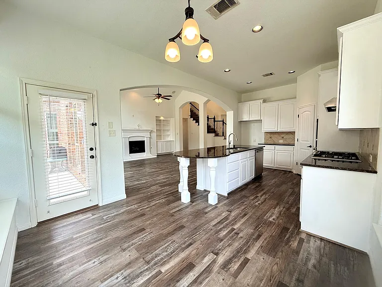 160 Stevenson Dr — Photo 20