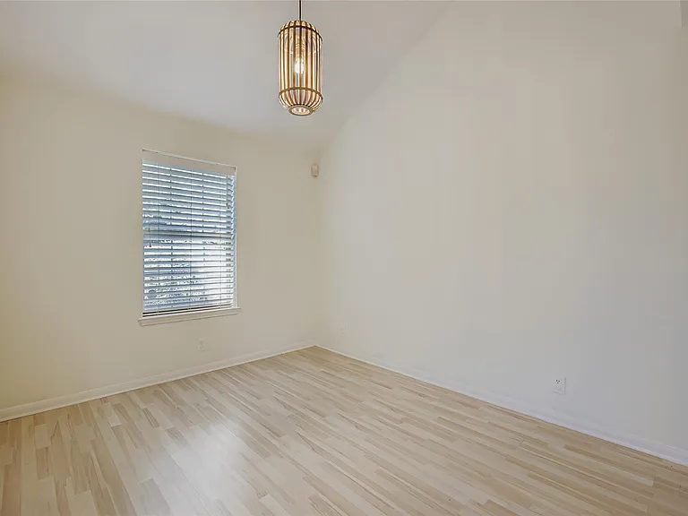 903 Jasmine Trl — Photo 15