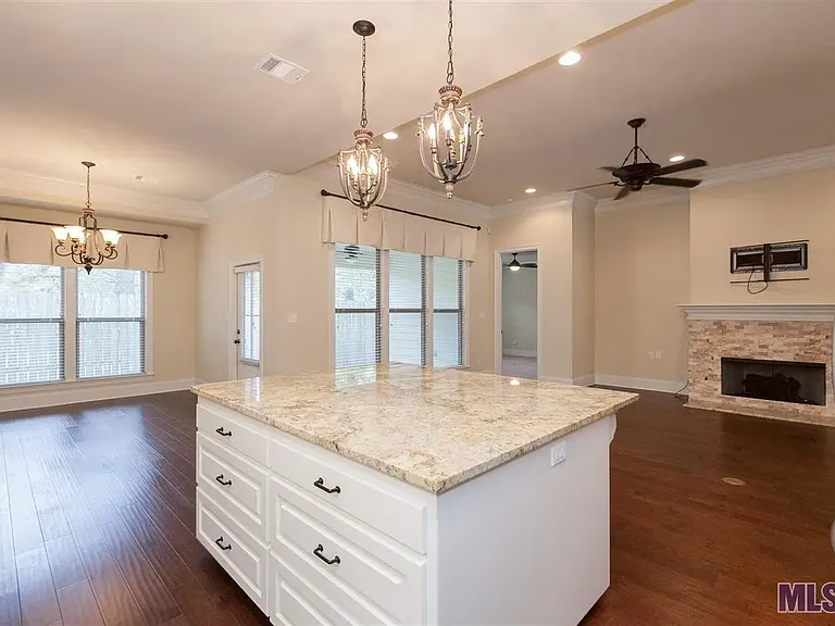 12445 Grand Villa Ct — Photo 18