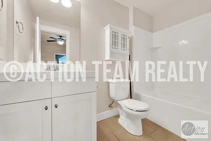 1823 N Crest Rd #1823 — Photo 14