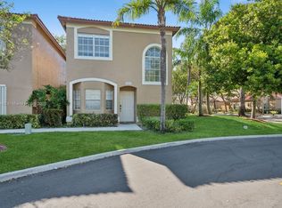 16108 Emerald Cove Rd, Fort Lauderdale, FL 33331