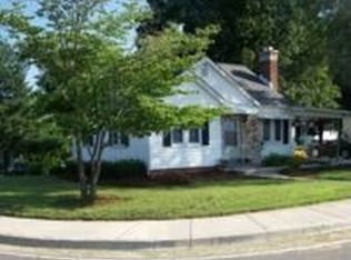 1901 Crest Rd, Maryville, TN 37804