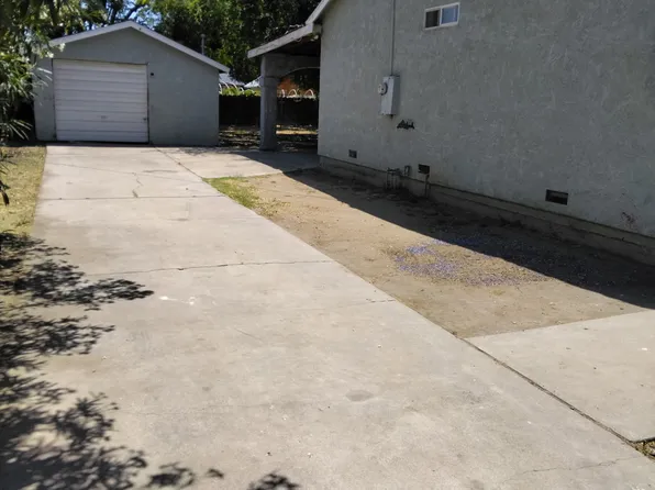 1034 N 9th St, Fresno, CA 93702