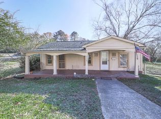 229 Stegall Dr, Jasper, GA 30143