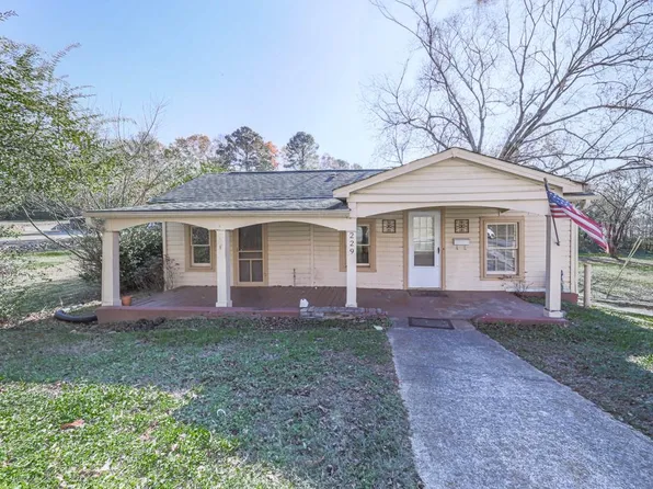 229 Stegall Dr, Jasper, GA 30143