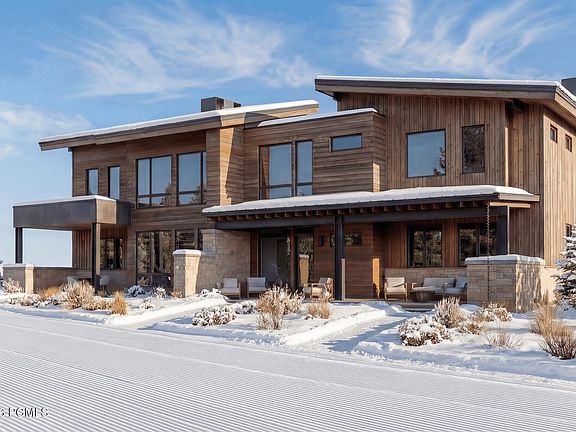 5th image of 10201 N Orenda Cir