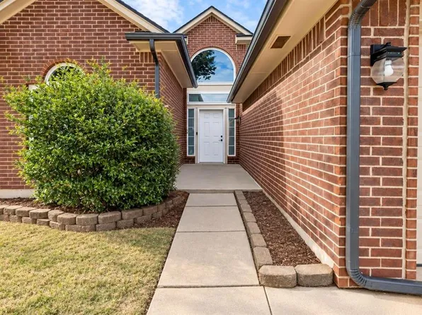 6704 NW 131st St, Oklahoma City, OK 73142