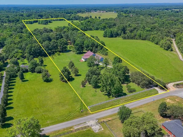 1898 County Road 369, Trinity, AL 35673
