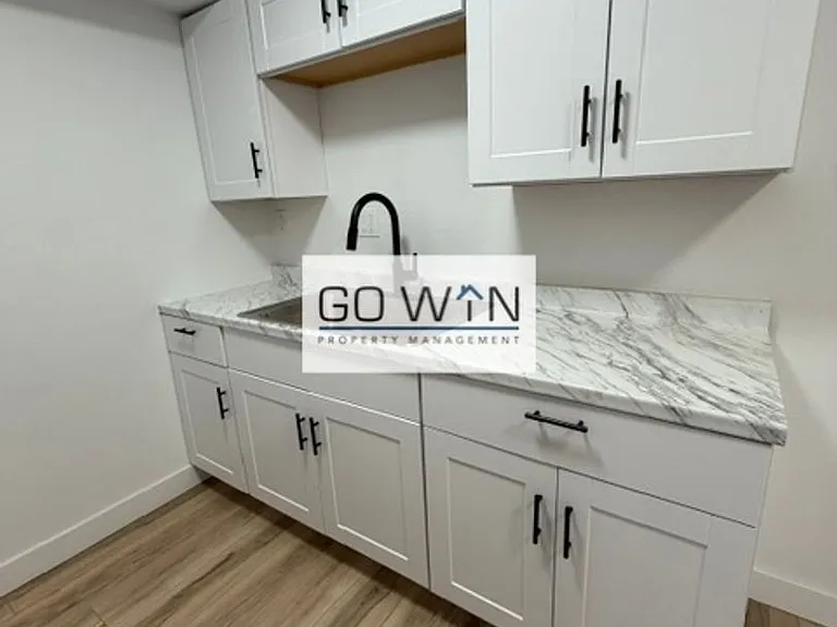 54 W Southern Ave — Photo 18