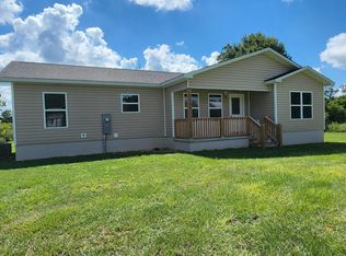 2124 Aaron Ave, Grand Ridge, FL 32442