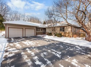 4507 Hanover Dr, Crystal Lake, IL 60012