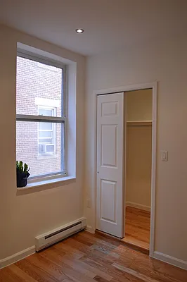 Rented by Your Vanity Realty | media 9