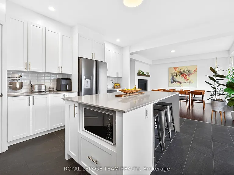160 Highgarden Ter — Photo 18